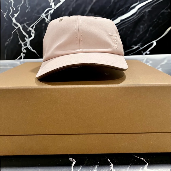 NWT Burberry TB Hat Unisex - Picture 8 of 8